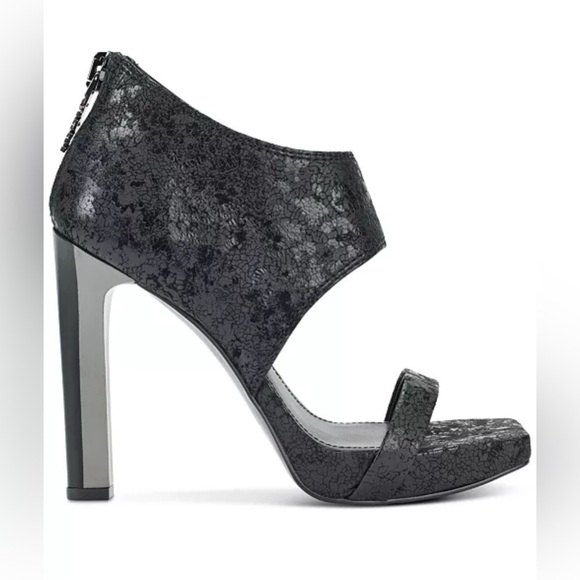 DKNY Dava ankle strap cuff dress sandals sz 10 nwb - Picture 2 of 5